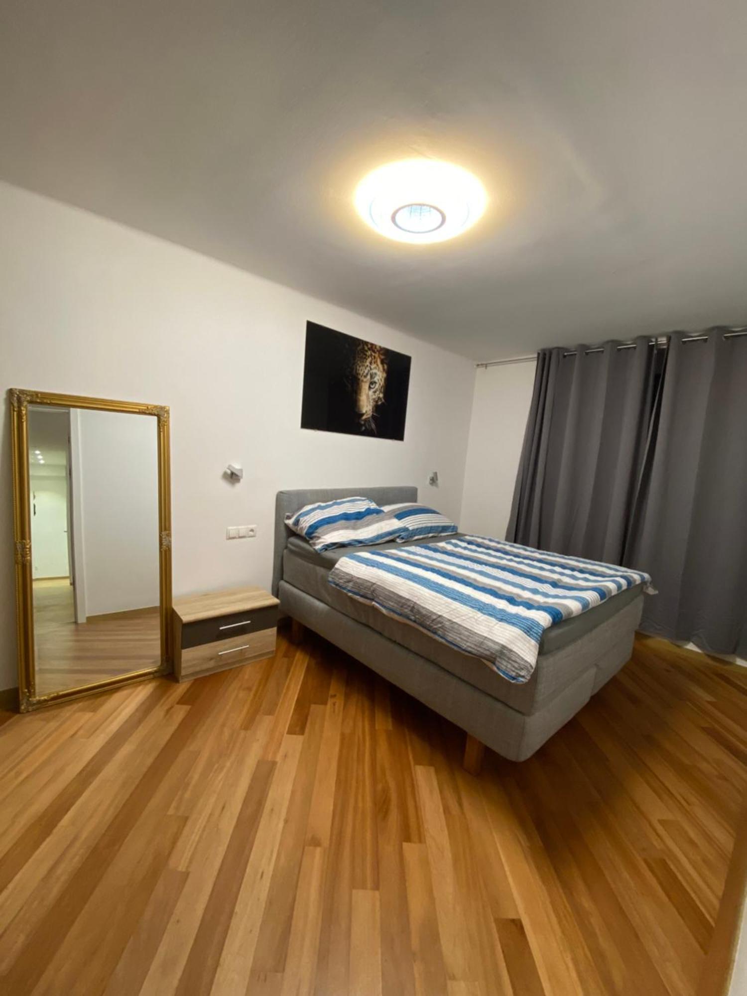 Neicapartmentlandskron 1010 Vienna